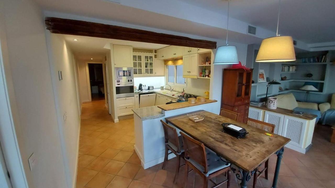 Marina Breeze Apartment Торевиеха Екстериор снимка